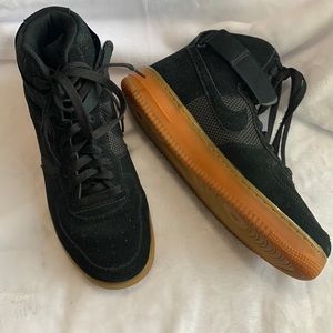Nike Air Force 1 High Top Black Suede Gum Sole - Size 8.5 in great condition
